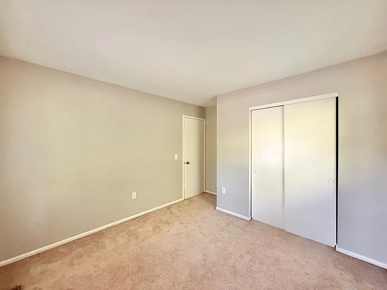 808 Buckle Ct — Photo 21