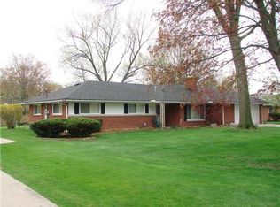 1953 E Crest Dr, Toledo, OH 43614