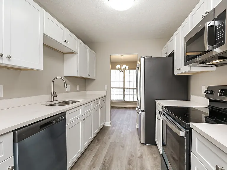 404 Sorensen Way — Photo 7