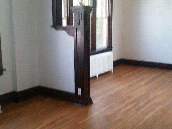 2nd image of 3941 W Cornelia Ave #2