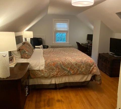 4th image of 5627 Monumental Ave