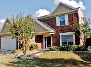 411 Merritt St, Grand Prairie, TX 75052