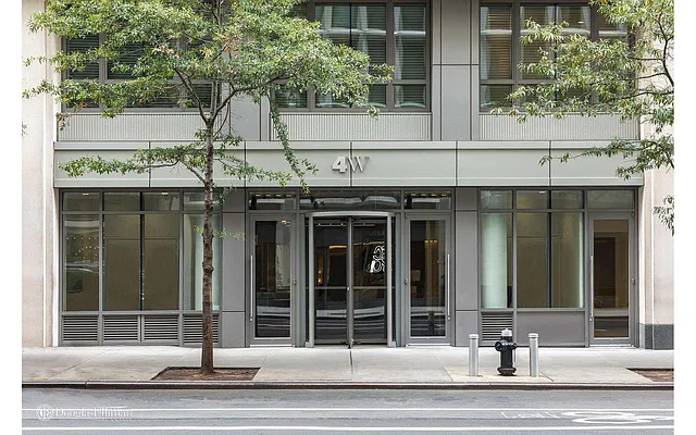 Rented by Douglas Elliman | media 22