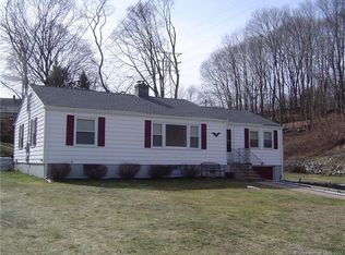 27 West Rd, Ansonia, CT 06401