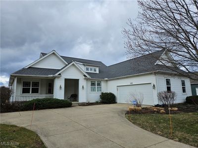 2032 Nottingham Pkwy, Avon, OH, 44011
