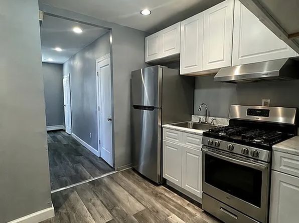 43 Garfield Ave Floor 1