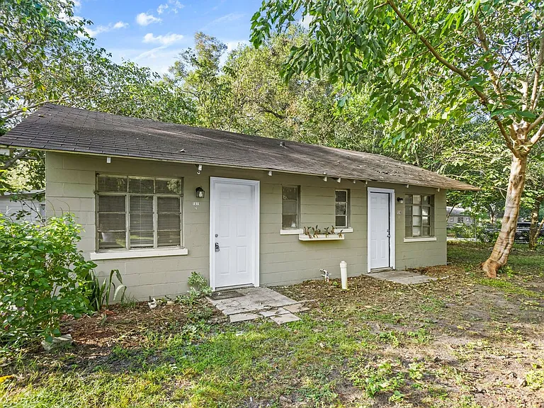 1519 Carmel Ave — Photo 5