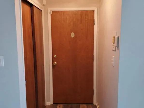 8300 W Jefferson Ave, Detroit, MI 48209