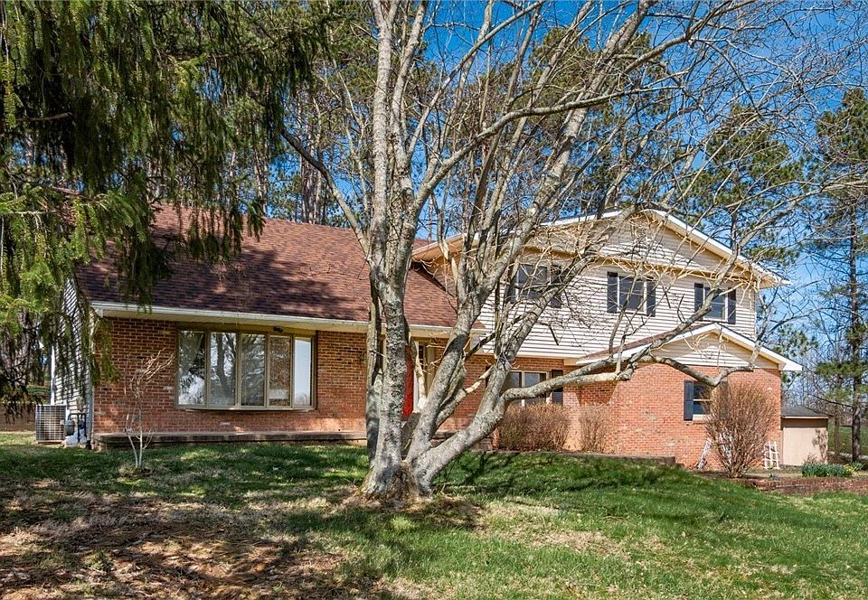 まー 2695 Ash Meadows Blvd, Zanesville, OH 43701 | Zillow
