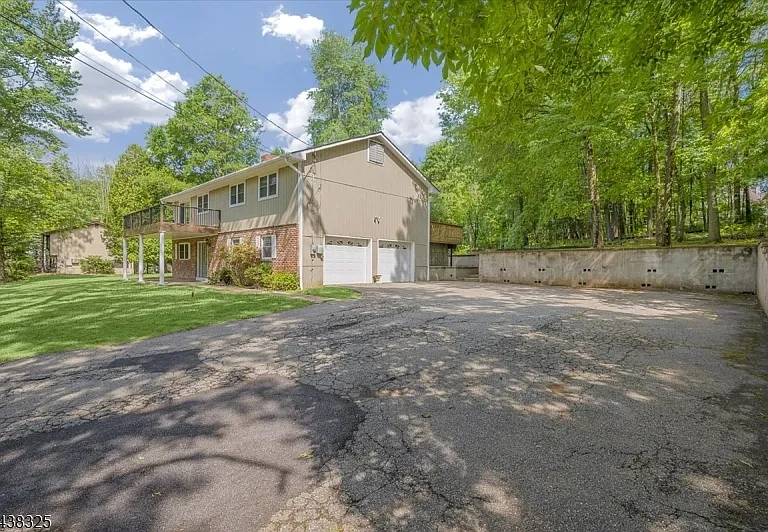 518 Drakestown Rd — Photo 29