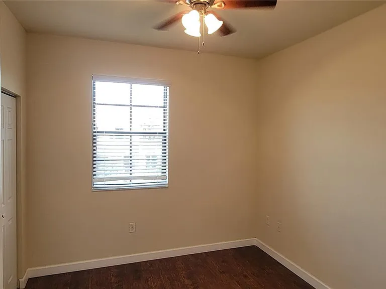 8872 W 35th Ct — Photo 23