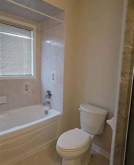 4010 Coachman Cir #L5M-6Y5 — Photo 16