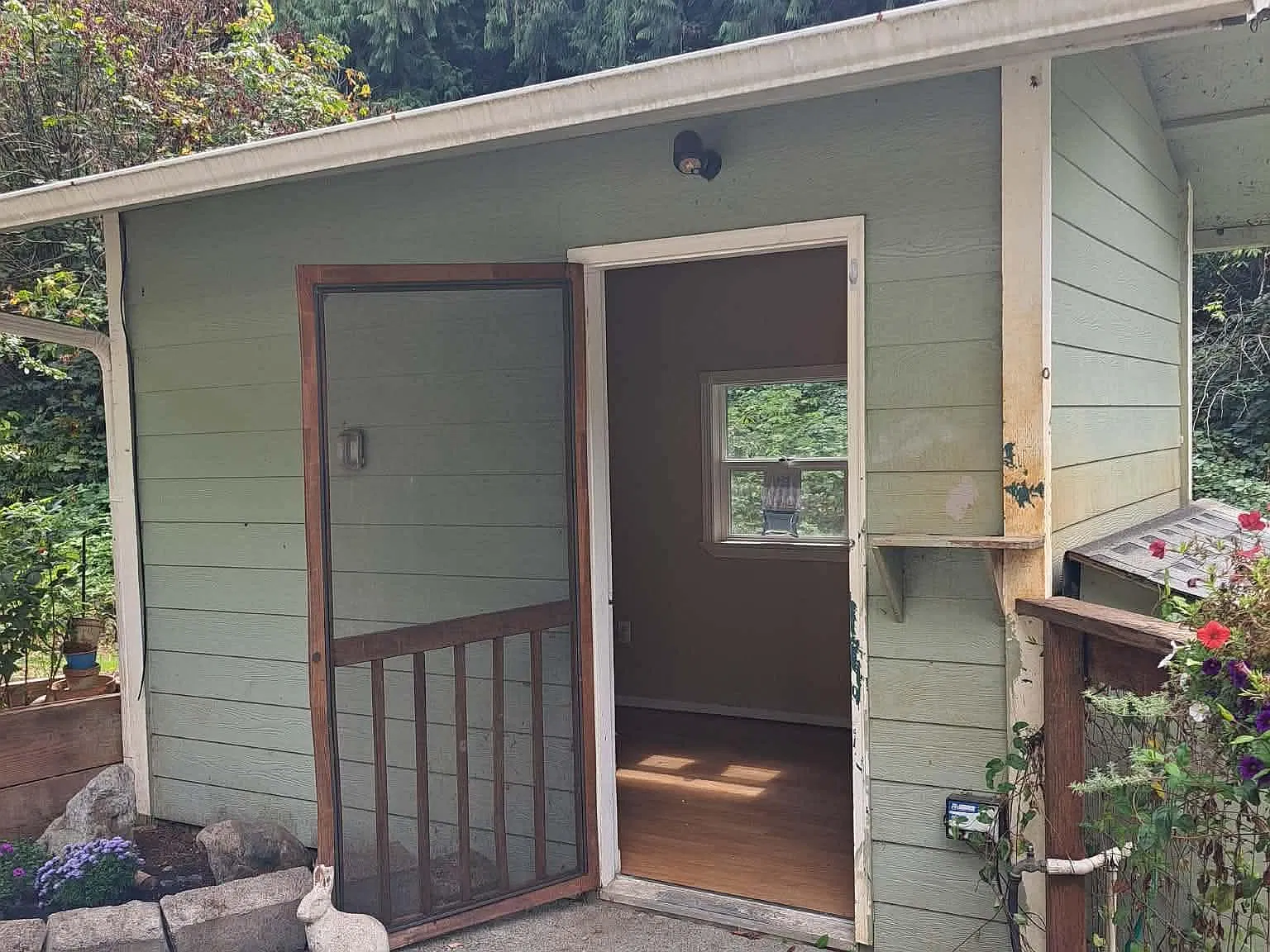 3 bed, 2634 sqft, $2,100 — Photo 3