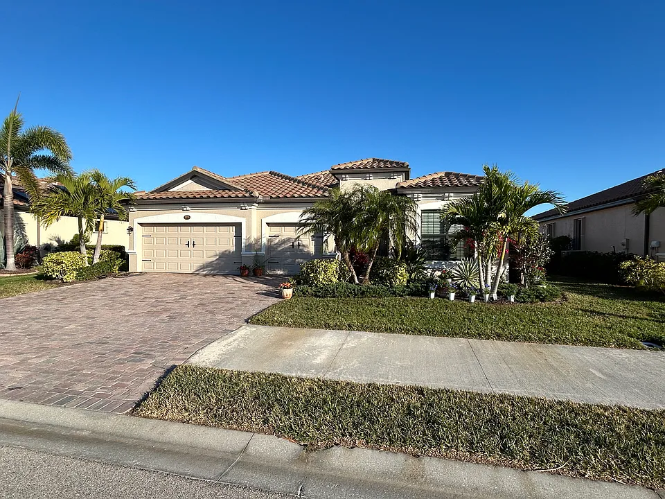 20705 Granlago Dr