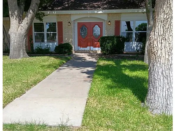 506 Morning Dove Ln, Monahans, TX 79756