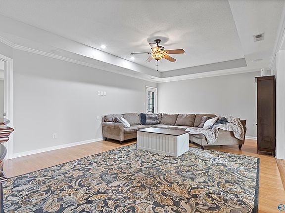 5th image of 113 Crown Oak Ln NW