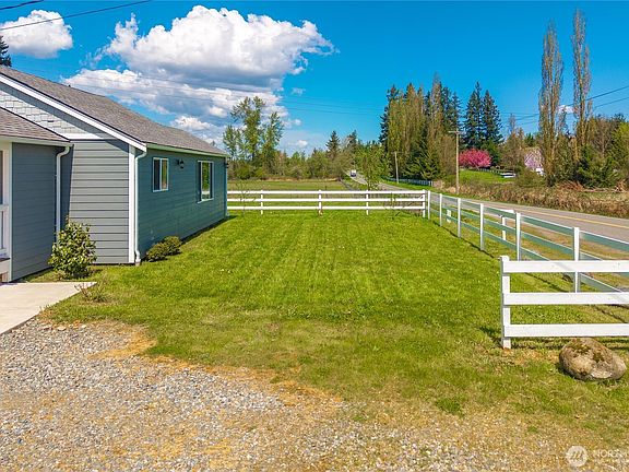 3rd image of 39805 212th Avenue SE
