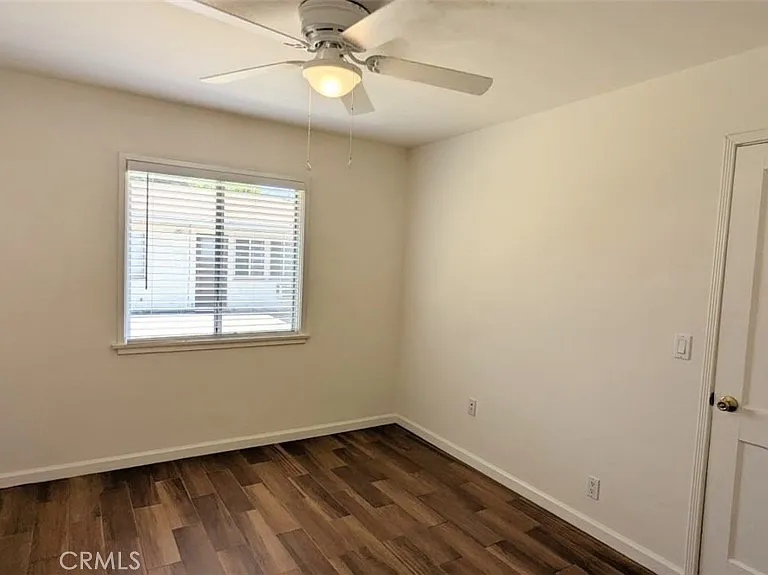 209 N Florence St — Photo 10