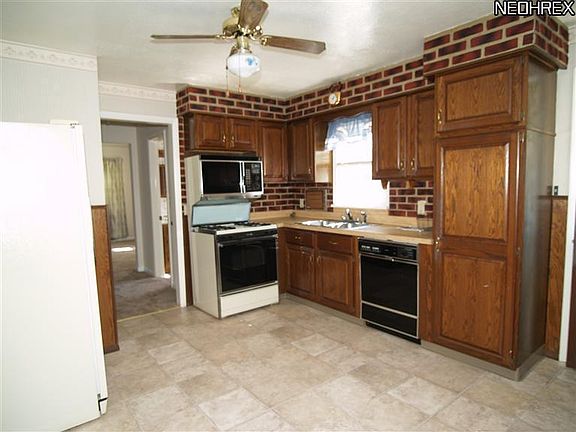 2nd image of 114 William St
