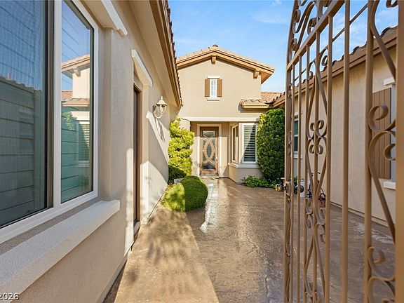3rd image of 2142 Country Cove Ct