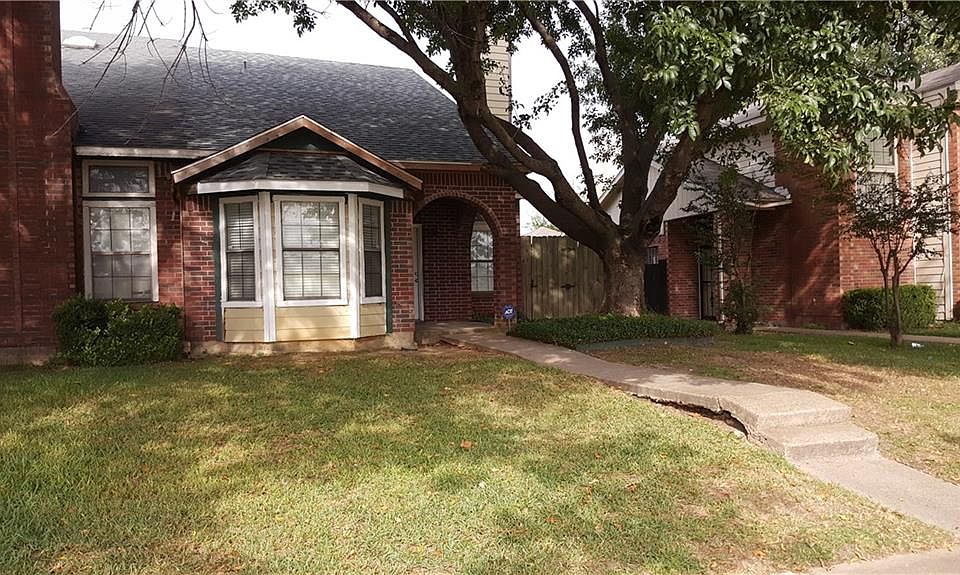 1st image of 4955 Lomax Dr