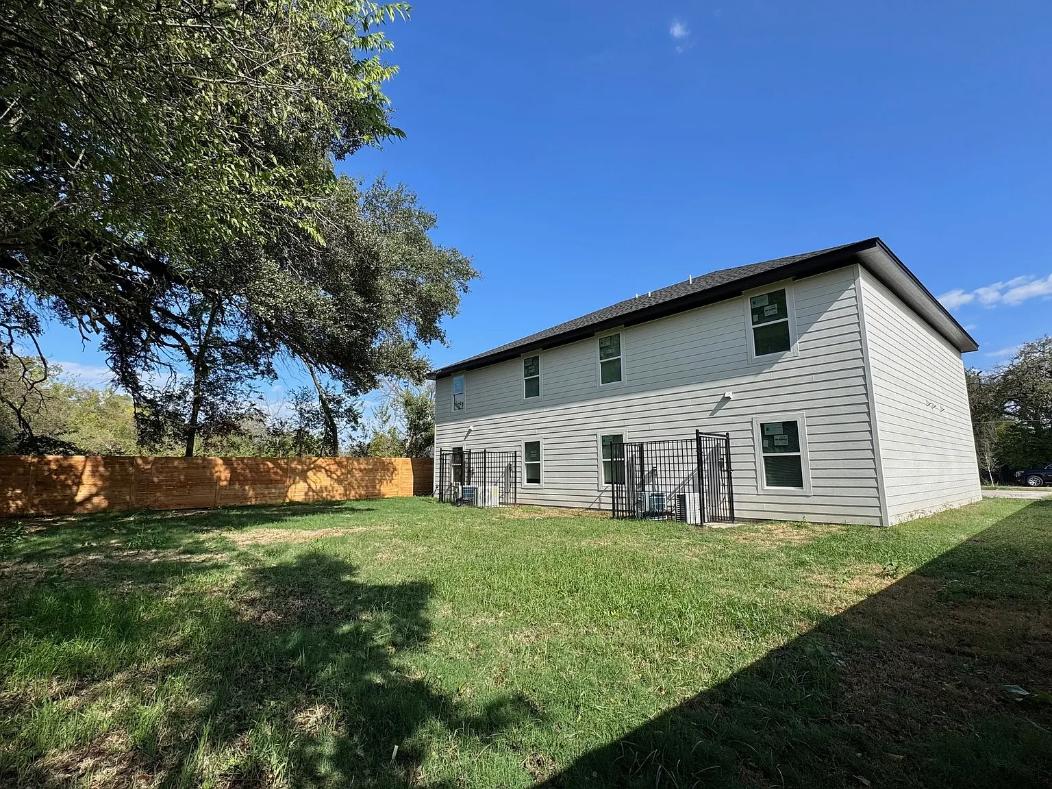 102 Pecan Drive Waco — Photo 4