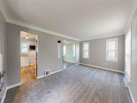 5th image of 12518 Crossburn Ave