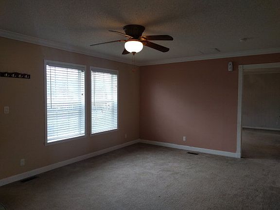 5th image of 80 Windy Knoll Ln