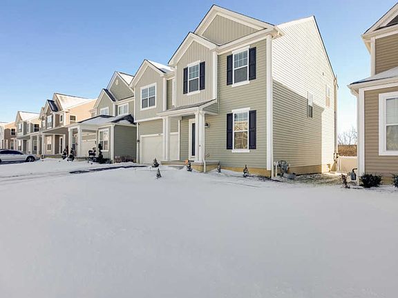 3rd image of Crooked Maple Dr