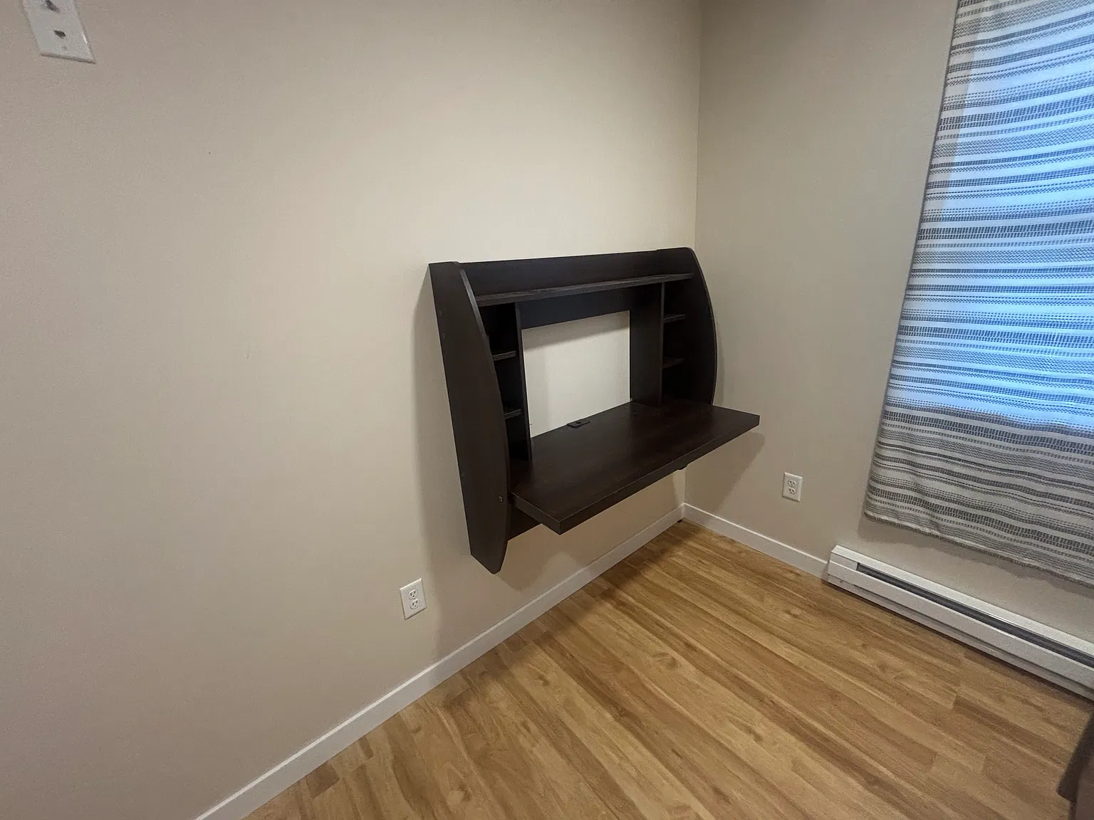 4 bed, 2160 sqft, $2,750 — Photo 2