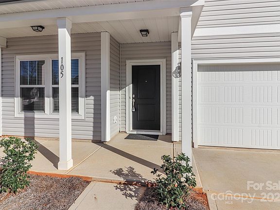 4th image of 105 Tuppy Ct