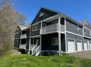 103 Wendover Dr #D, Monroe, CT 06468