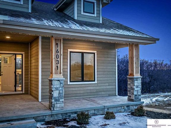 2nd image of 16031 Zac Ln