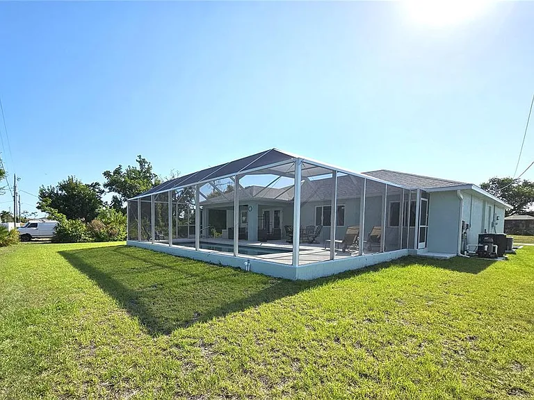 7436 Michael St — Photo 38