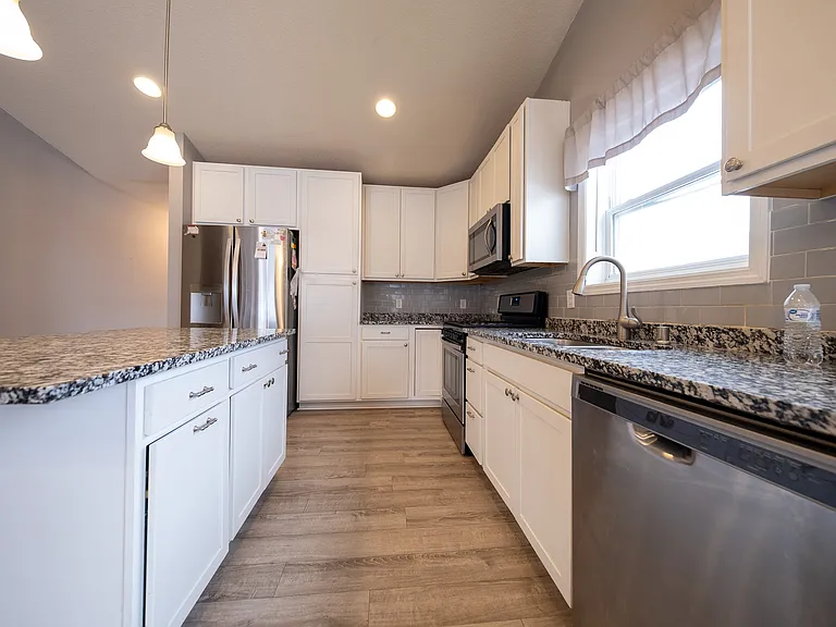20817 Guthrie Dr — Photo 8
