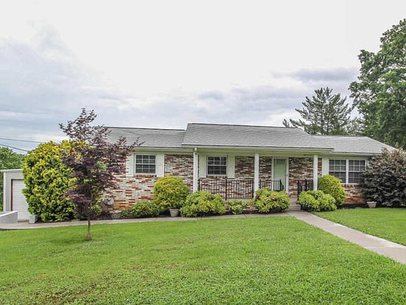 2nd image of 317 Melbourne Dr