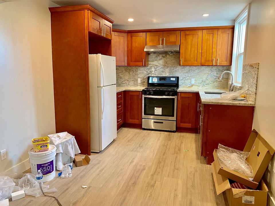 1st image of 1517-1519 Van Dyke Ave