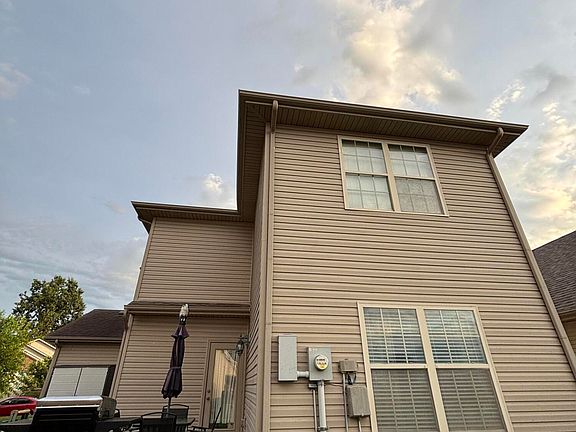 2nd image of 1136 Mountain Laurel Way