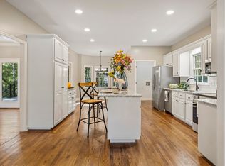 1 Dogwood Dr, Calera, AL 35040