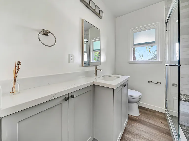 5840 Coldwater Canyon Ave #2 — Photo 7