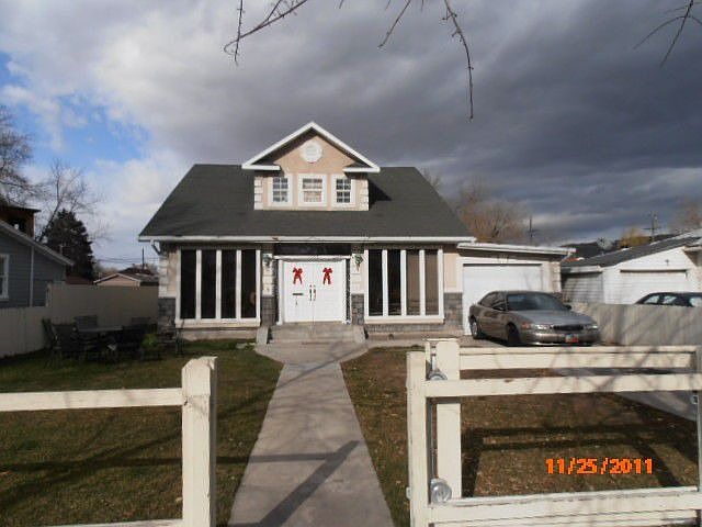1st image of 1368 W Pacific Ave