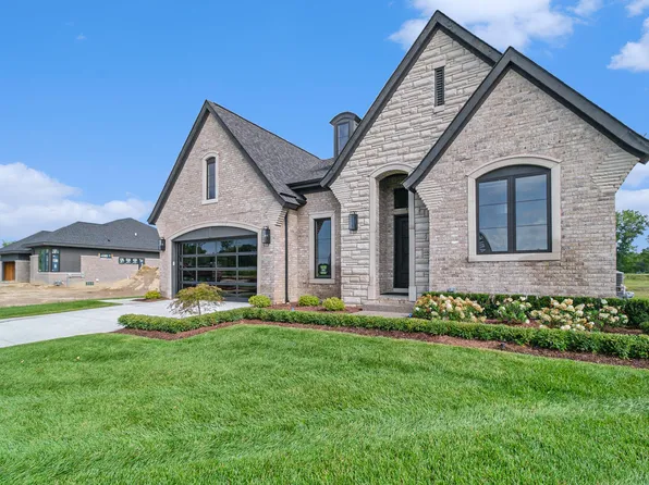 13953 Quail View Dr, Washington, MI 48094