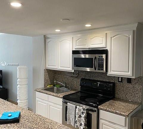 3rd image of 825 Brickell Bay Dr APT 1146
