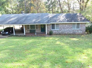 2257 Hillcrest Dr, Meridian, MS 39301