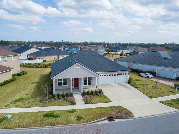 5th image of 276 Waterfront Dr