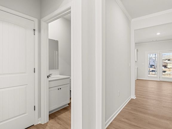 4th image of 30 Rye Ter