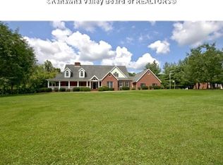 2161 Bellwood Dr, Saint Albans, WV 25177