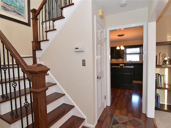 4th image of 1516 Notley Dr