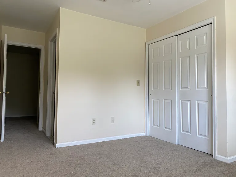 45 Rapp Rd #13 — Photo 11