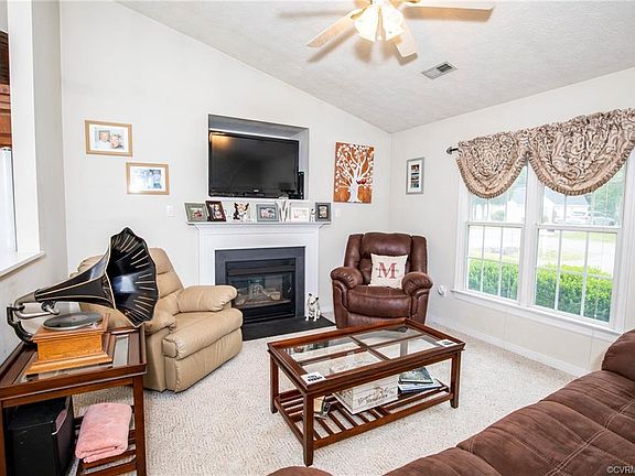 2nd image of 7933 Thistleberry Ct
